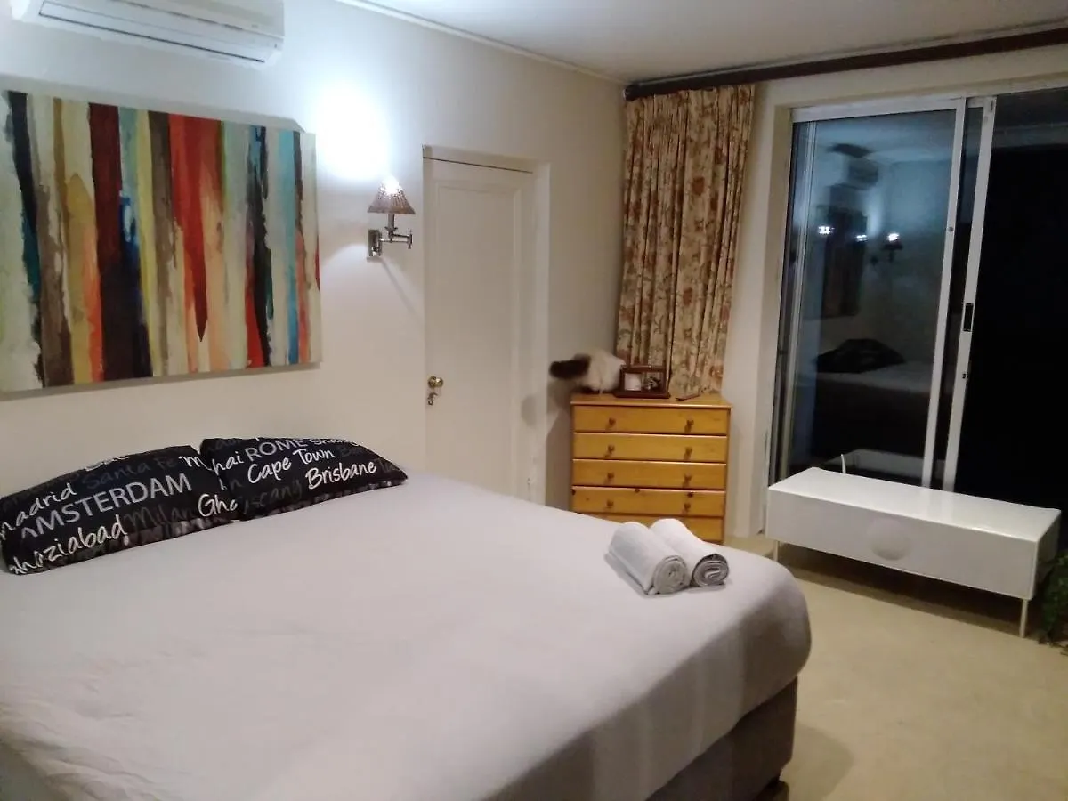 Bed & Breakfast Almond Room